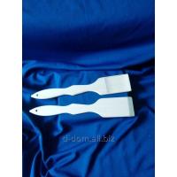 Лопатка кухонна з фігурною ручкою.